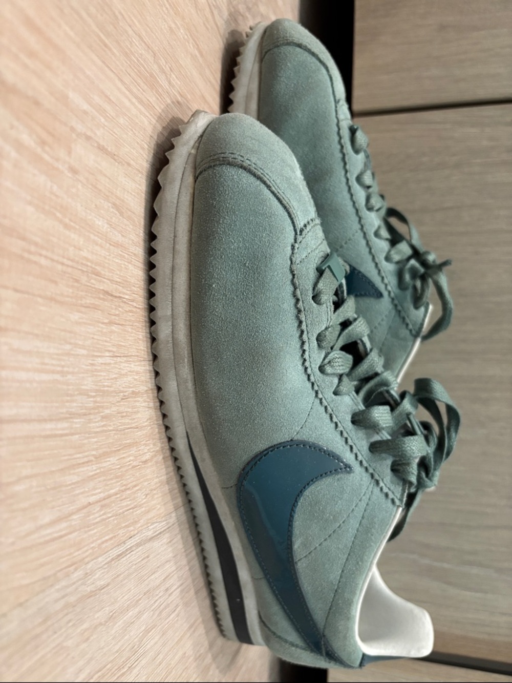 Women’s 8.5 Nike Suede Lace-Up Sneakers in Sage Green